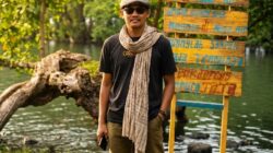 Menemukan Intan di Sela Retakan