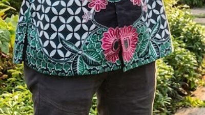 Politik Identitas ‘Pesta Babi’: Kajian Pascakolonial Indonesia dari Pinggiran